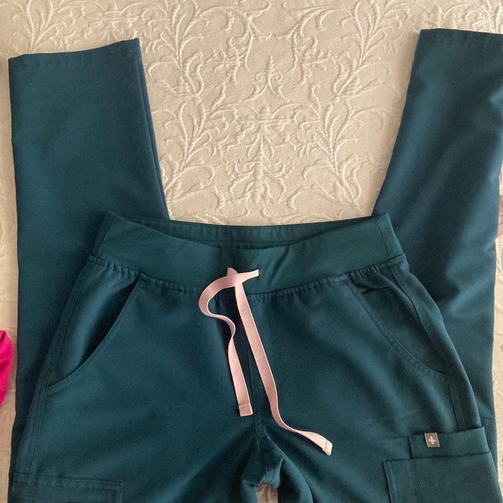 New FIGS Teal Green Scrub Pants or Joggers , XS / P